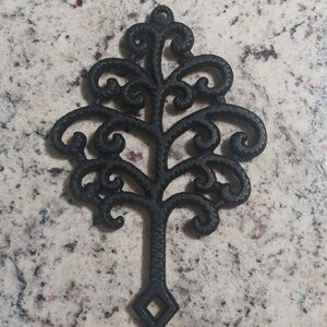 Cast Iron Trivet Family Tree